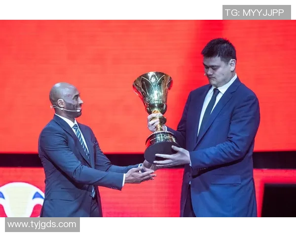 深圳篮球队在世界杯中的灵活性表现值得关注与深思 深圳篮球队在世界杯中的灵活性表现值得关注与深思