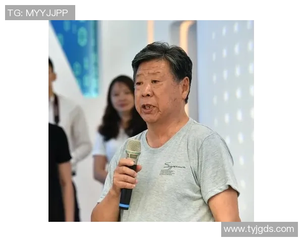 深圳羽毛球队状态分析与未来发展展望探讨